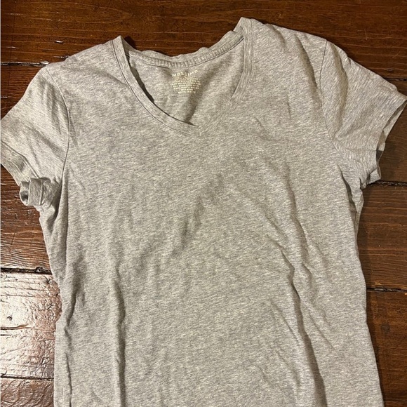 Women’s T-shirt bundle - Picture 4 of 12